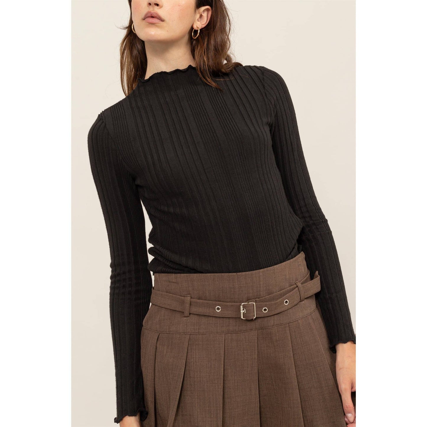 -MOCK NECK RIBBED SWEATER